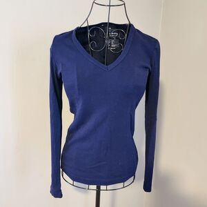 Gap-The Bowery Long Sleeve women Blue top size XS V-neck ultra soft Pima Cotton